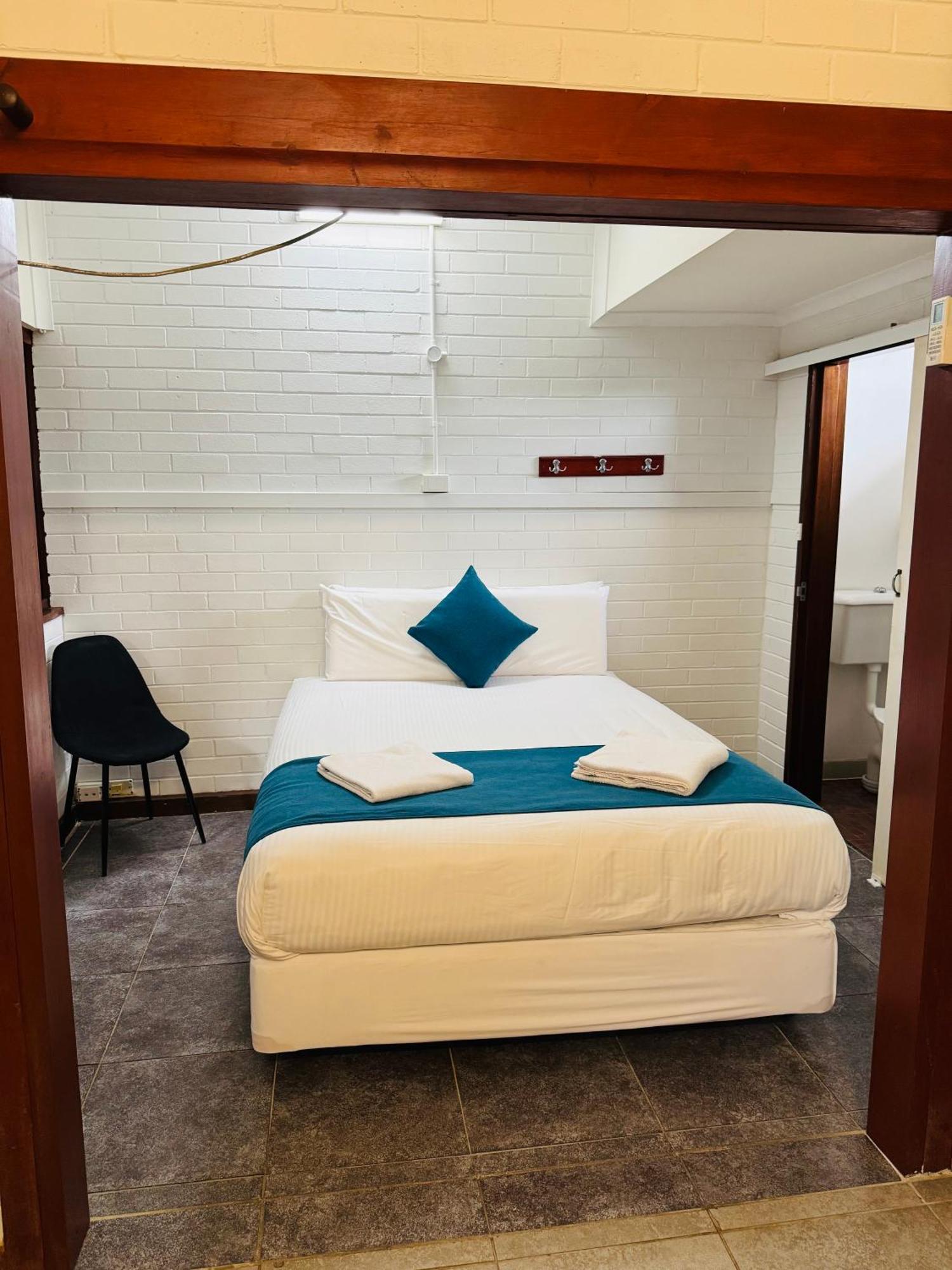 A Railway Lodge Taree Room photo