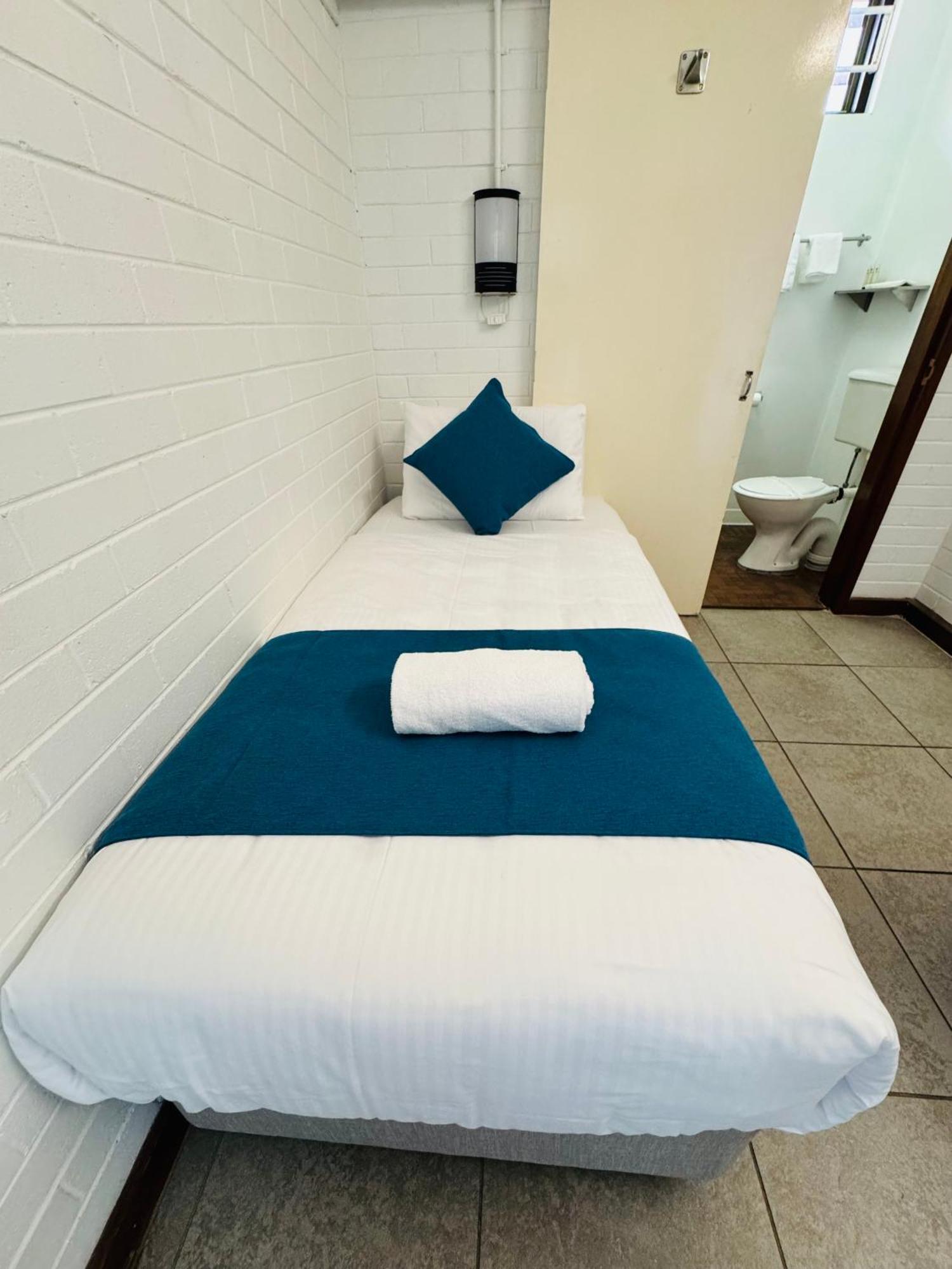 A Railway Lodge Taree Room photo