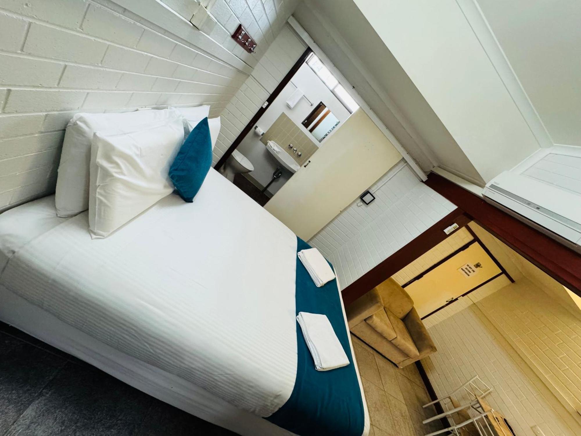 A Railway Lodge Taree Room photo